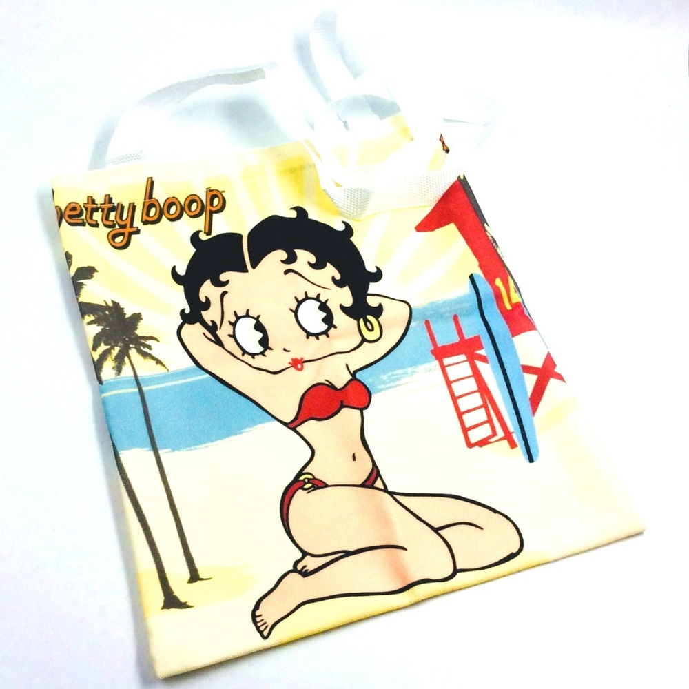 Betty Boop Beach Scene Tote Bag NWT
